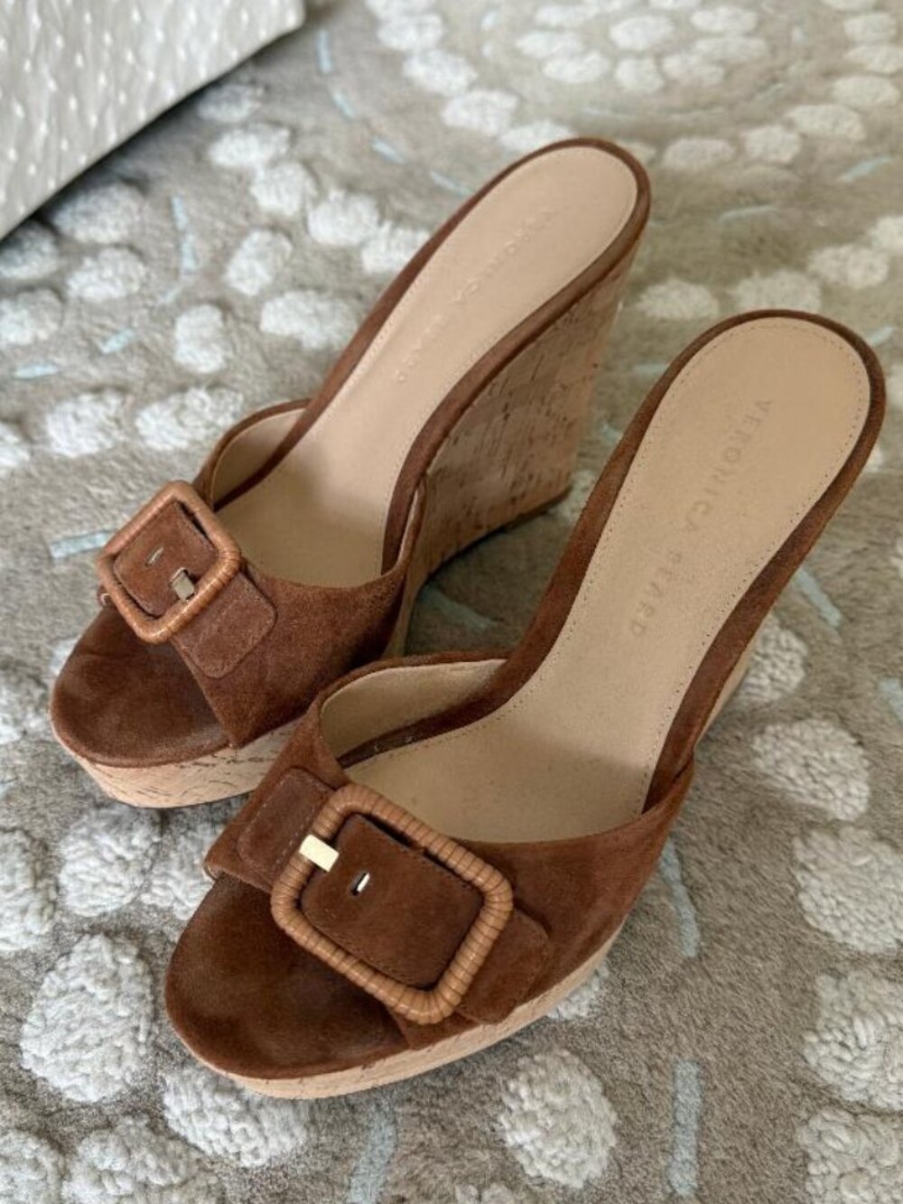 Veronica Beard Wedges size 8.5